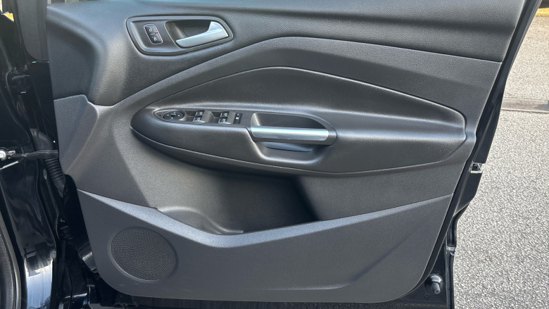 Ford Kuga 2.0 TDCi ST-Line 5dr 2WD Diesel Estate